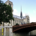 河畔的巴黎聖母院1
