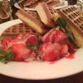 草莓鬆餅2