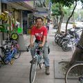 這是計畫好久了的行動──騎腳踏車遊台灣，第一步，先買一部腳踏車吧，我還特地選擇在台北買，騎回新竹，小試一下身手