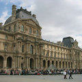 到巴黎一定要去羅浮宮參觀...每天博物館內都有成千上萬的人進去參觀,也難怪歐洲的人民感覺上都很有文化氣質~哈~