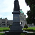 溫哥華島省議會維多利亞女王像