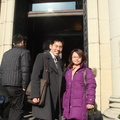 在日本郵船博物館前和劉歷合照，同年的學長~哈哈!!