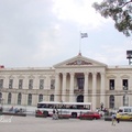 薩爾瓦多國會，在國會前是國家廣場，也是當地人的休閒所在。
