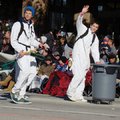 these are volunteers that clean up after the horses