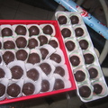 Home-made Oreo Truffles...moist cookie center in a chocolate shell.
They taste as good as they look !