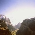 阿爾卑斯山07_白雪峽谷下一條綠緞