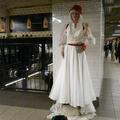 街頭藝人--紐約地鐵的白髮仙女
