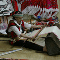泰雅族婦人表演傳統織布【攝於布洛灣遊憩區】《7/14/2009》