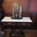 古董玄關桌與古董鐘
