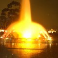 babolla park fountain at night