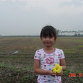 五歲 (20091004) 南洲的公路邊