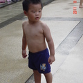 從小就是悍操男【拍攝地點】臺北市公館自來水園區【拍攝時間】1歲 11個月 又 13天