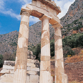 聖壇遺跡, Delphi