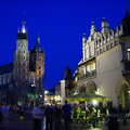 聖瑪莉教堂與Cloth Hall夜景, Kraków, 世界文化遺產