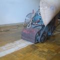 老舊實木地板可透過打磨上漆讓木地板煥然一新，我们的專業木地板打磨上漆，全是由數十年老師父施作，非一般簡易打磨方式可比擬的...