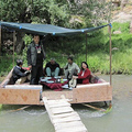 TSK夫妻土耳其遊  在河中用餐