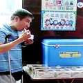 2010 0619 民視異言堂第三單元 “兩人單腳的魔法餅乾” 之實況採訪 翻拍自電視照片24