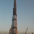興建中的杜拜塔(今年一月份在杜拜開會同事拍的照片)