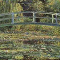 莫內1899年畫〈日本橋睡蓮〉