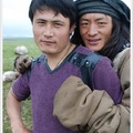 朗木寺--唐克.藏族牧民剪羊毛10