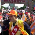 林惠官擔任總領隊-總統府前反失業遊行