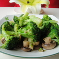 蘑菇綠花椰