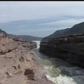黃河壺口瀑布   2008年6月突然變清流
