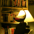 夜裡的一杯紅酒