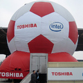 Toshiba & Intel 足球廣告