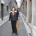 上 海 新 天 地 的 窄 巷