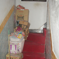 樓梯：樓梯間堆積雜物（99-1勤大景一黃家郎攝）99.12.31..jpg