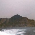 2002年10月18日與陽明志工一起至龜山島旅遊，意外賞到大群海豚。
