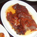 來澳門第三天，天仁帶我去吃威尼斯人酒店賭場開設的餐廳吃早點---這道叉燒肉用的豕肉部位與台灣不同，吃起來不柴，也不會太甜。