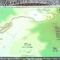 緊臨東源村的東源湖，是行走199縣道往臺東旅客的駐足景點。畔長滿野薑花的東源溼地、壯觀的桃花心木森林…等，皆為不虛此行的遊憩景點；而牡丹獨傲全屏東縣的溼地生態、更是這裡引人造訪的一大誘因，具有生態旅遊的優勢條件。著名的東源水色柳、是稀有水上植物，奇特在於他是會跳舞的樹。想知道水色柳會跳舞的秘密嗎？