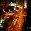 欲知詳情，請閱讀「如何利用數位相機拍攝夜景」。
https://city.udn.com/v1/blog/article/article.jsp?uid=kingwalker&f_ART_ID=477949