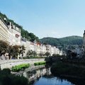 Karlovy Vary - KarloRiver Tepla 沿岸