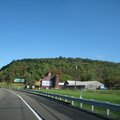 Wilkes-Barre, PA 前煤礦城鎮. 位於賓州東北, 東鄰 Pocono 山區, 西面為 Endless Mountains, Lehigh Valley 在其南面. 而 Susquehanna 河則穿過小鎮中心迤邐至東北邊.

2006 年此時方慶祝建城 200 周年.