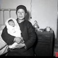 19550210大陳島義胞撤離，兩天出生14個新生兒。﹝版權屬聯合報﹞04