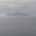下雨天看不清楚的龜山島