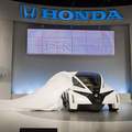 美國Honda選在今年的洛杉磯車展發表P-NUT個人化都會移動載具概念作品，直接向全球溝通未來都會載具的設計方向。