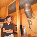 愈來愈多日本人的家和大澤的家一樣，在屋頂用太陽能板收集暖氣，把家裡變暖房。記者潘俊宏／日本攝影