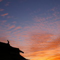傳說日落北阿爾卑斯山之後，在松本平原上空會出現「茜色の天空」
