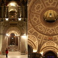 博物館的入口處是一個圓形大廳有著挑高的巴洛克式圓頂棚，內部大量採用帶黑斑紋的大理石與金箔來裝飾，感覺裝嚴又華麗