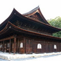 不動院金堂為日本現存最大的中世禪宗式樣的佛殿，同時也是廣島市唯一被指定為國寶的古蹟