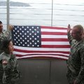 在西雅圖的地標Space Needle上，巧遇一群美國大兵，原來是選擇在高塔上舉行退伍儀式，很簡單卻莊嚴感人！