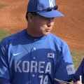 韓國隊總教練金卿文