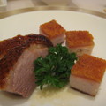 廣東菜的招牌---燒鵝和燒肉--來自米其林一星的利苑