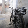 北京銅鑼鼓巷逛胡同，腳踏車是最重要的交通工具