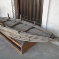 早年生活在波斯灣畔沙迦的居民們，用椰棗樹的葉幹製成的小舟
