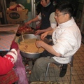 台北市南門市場名店「南園」的粽子，端午節時大排長龍，過年時也能吃到啦！